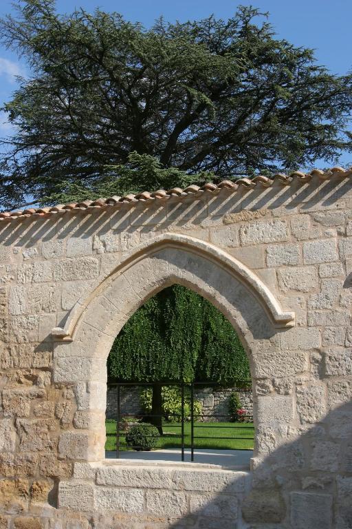 Hotel Au Logis Des Remparts Saint-Émilion Exterior foto